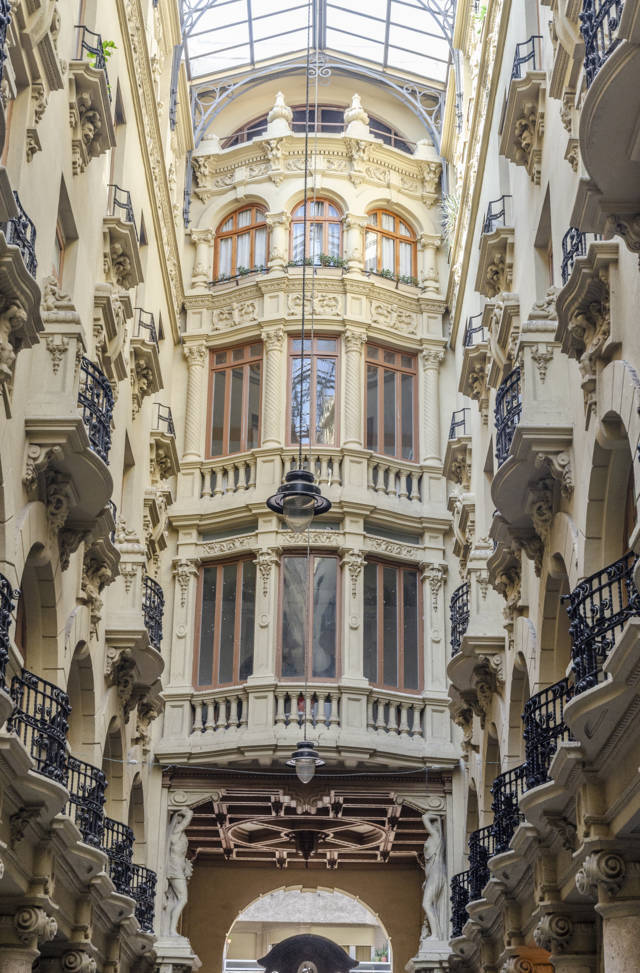 Albacete 30 - Pasaje Lodares.jpg